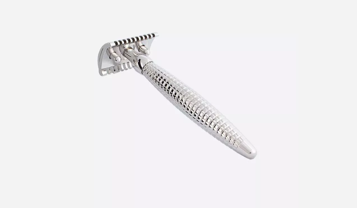 https://www.plisson1808.com/fr/rasoir-de-surete/759-1420-rasoir-de-surete-joris-diamant-finition-palladium.html#/18-type_de_rasoir-surete_peigne_ouvert